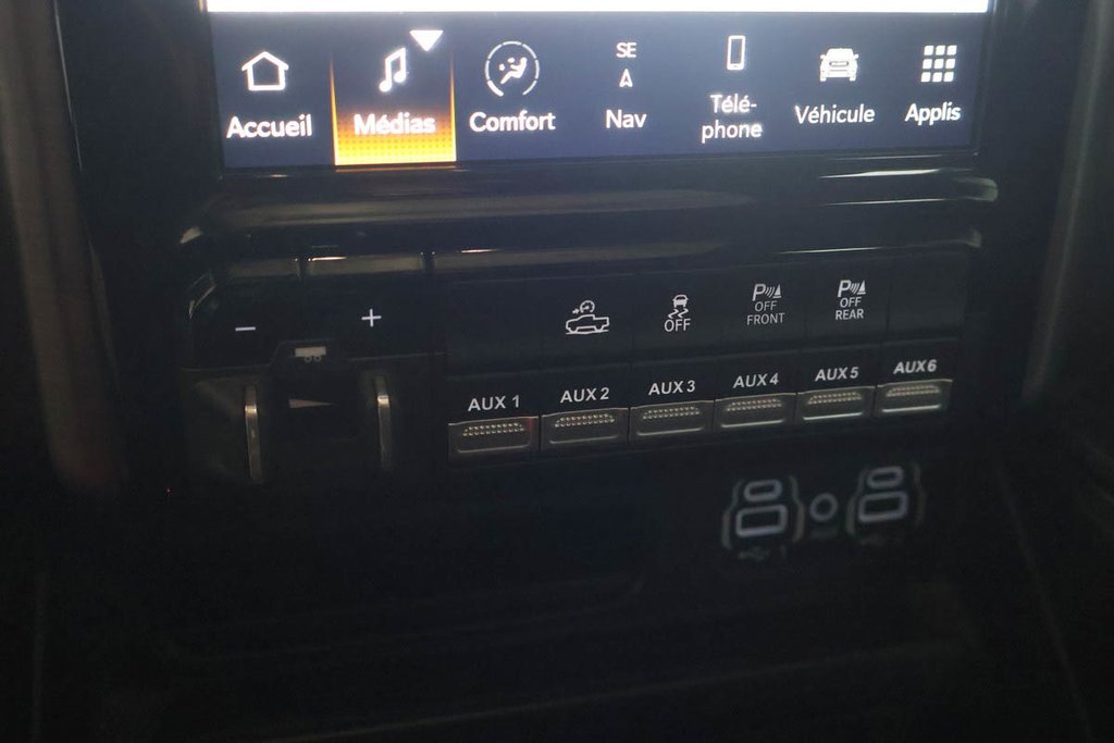 2022 Ram 1500 TRX + 4X4 + CREW CAB + V8 HEMI 6.2L in Terrebonne, Quebec - 26 - w1024h768px