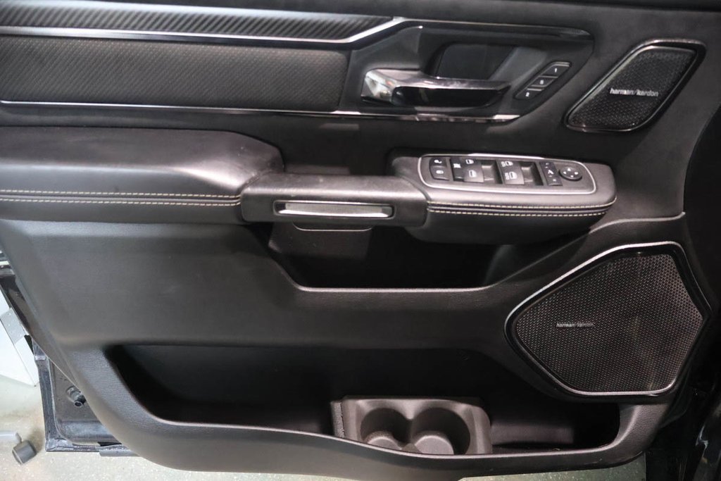 2022 Ram 1500 TRX + 4X4 + CREW CAB + V8 HEMI 6.2L in Terrebonne, Quebec - 29 - w1024h768px