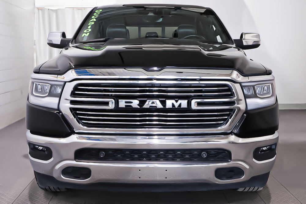 Ram 1500 LARAMIE + V8 + 4X4 + CREWCAB 2023 à Terrebonne, Québec - 2 - w1024h768px