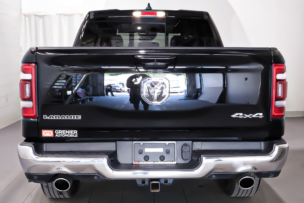 Ram 1500 LARAMIE + V8 + 4X4 + CREWCAB 2023 à Terrebonne, Québec - 6 - w1024h768px