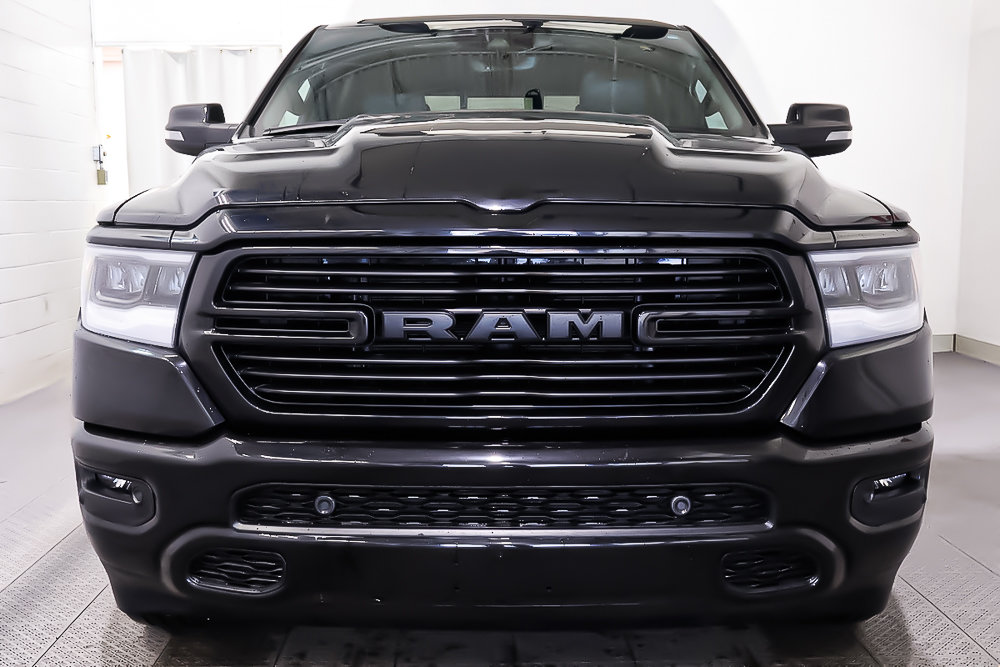 2023 Ram 1500 SPORT + NIGHT ED + 4X4 + TOIT PANO in Terrebonne, Quebec - 2 - w1024h768px