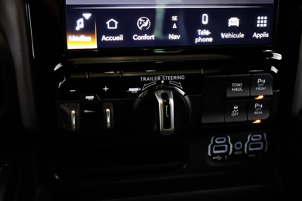 Ram 1500 SPORT + NIGHT ED + BOITE 6'4 + 4X4 + V8 HEMI 5.7L 2023 à Terrebonne, Québec - 26 - w1024h768px