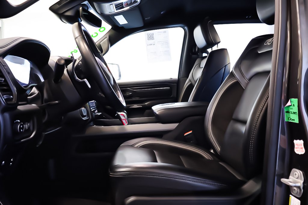 Ram 1500 SPORT GT + 4X4 + CREW CAB + V8 HEMI 5.7L 2023 à Terrebonne, Québec - 10 - w1024h768px