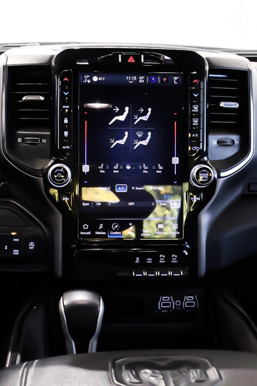 Ram 1500 SPORT GT + 4X4 + CREW CAB + V8 HEMI 5.7L 2023 à Terrebonne, Québec - 22 - w1024h768px