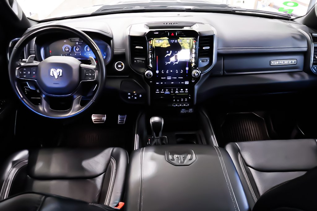 Ram 1500 SPORT GT + 4X4 + CREW CAB + V8 HEMI 5.7L 2023 à Terrebonne, Québec - 13 - w1024h768px