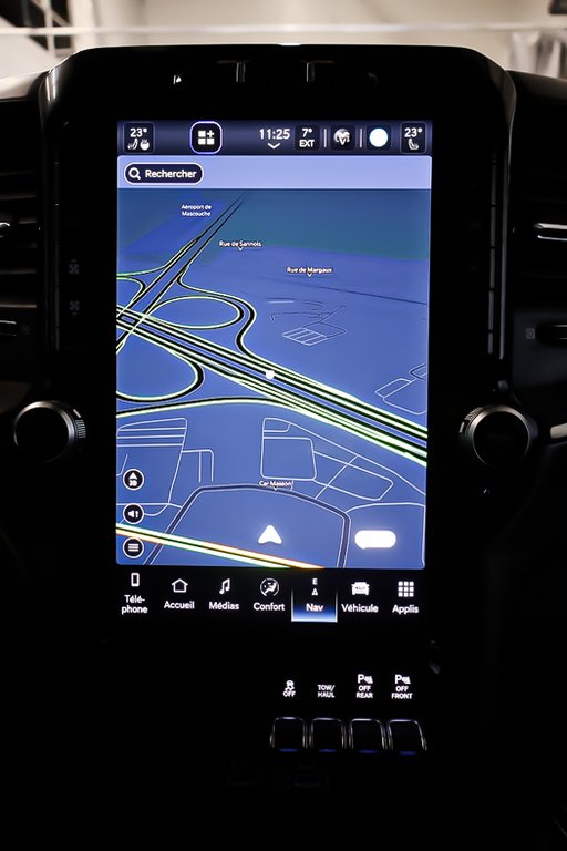 Ram 1500 SPORT 4X4 + CREW CAB + V8 HEMI 5.7L 2023 à Terrebonne, Québec - 23 - w1024h768px