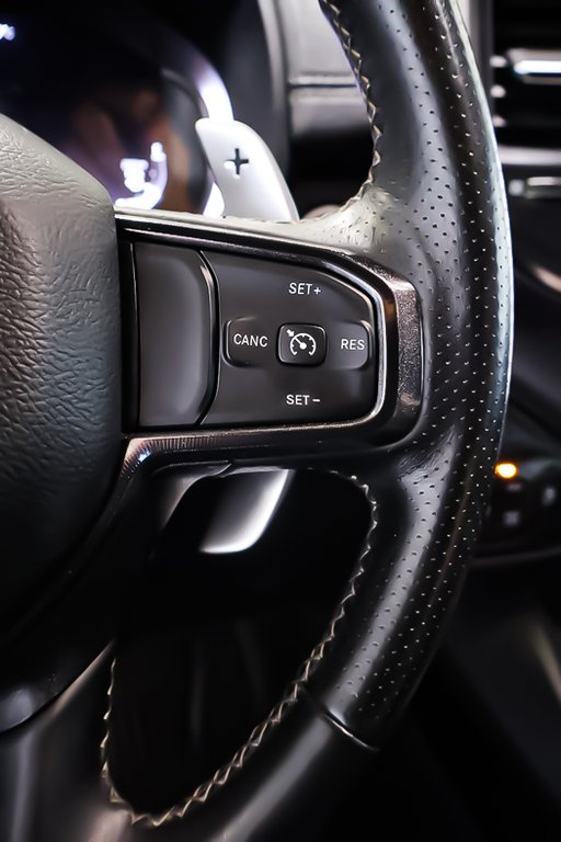 Ram 1500 SPORT GT + 4X4 + CREW CAB + V8 HEMI 5.7L 2023 à Terrebonne, Québec - 17 - w1024h768px