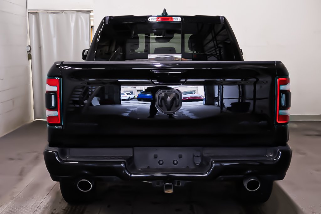 2023 Ram 1500 SPORT + 4X4 CREW CAB + V8 HEMI 5.7L in Terrebonne, Quebec - 5 - w1024h768px