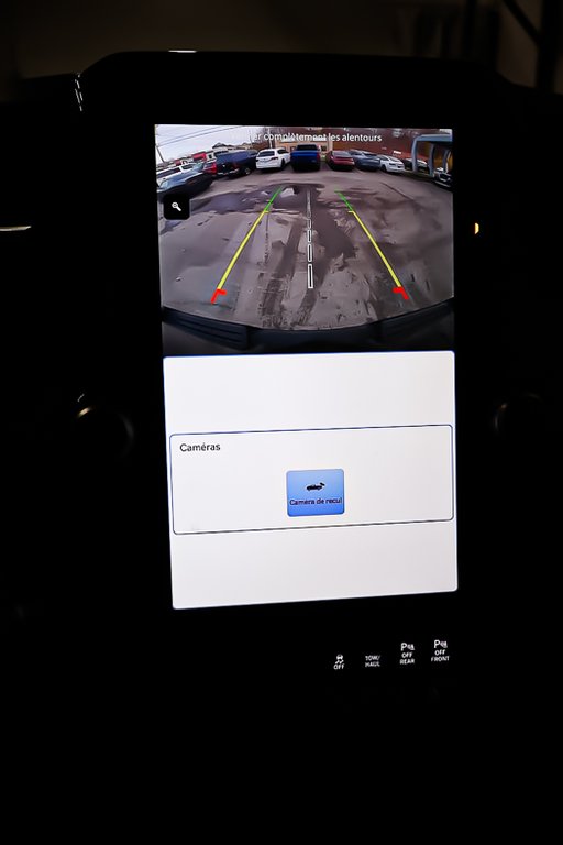 2023 Ram 1500 SPORT + 4X4 CREW CAB + V8 HEMI 5.7L in Terrebonne, Quebec - 17 - w1024h768px