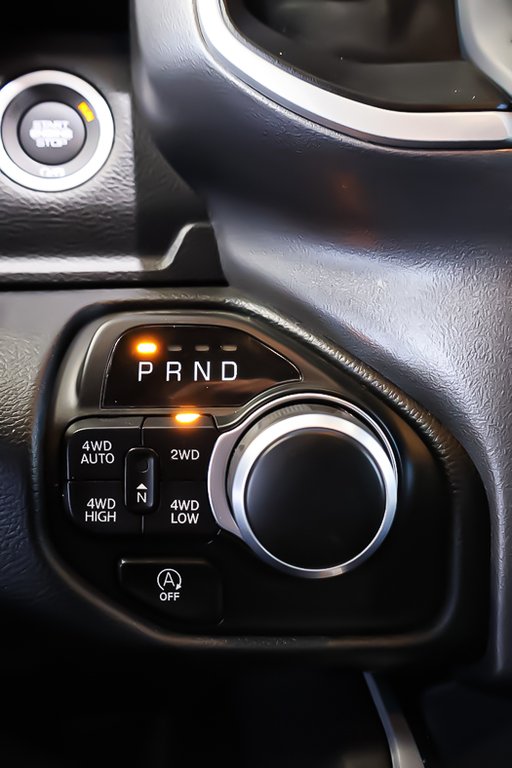 Ram 1500 BIG HORN + CREW CAB + 4X4 + ALLURE SPORT 2023 à Terrebonne, Québec - 26 - w1024h768px