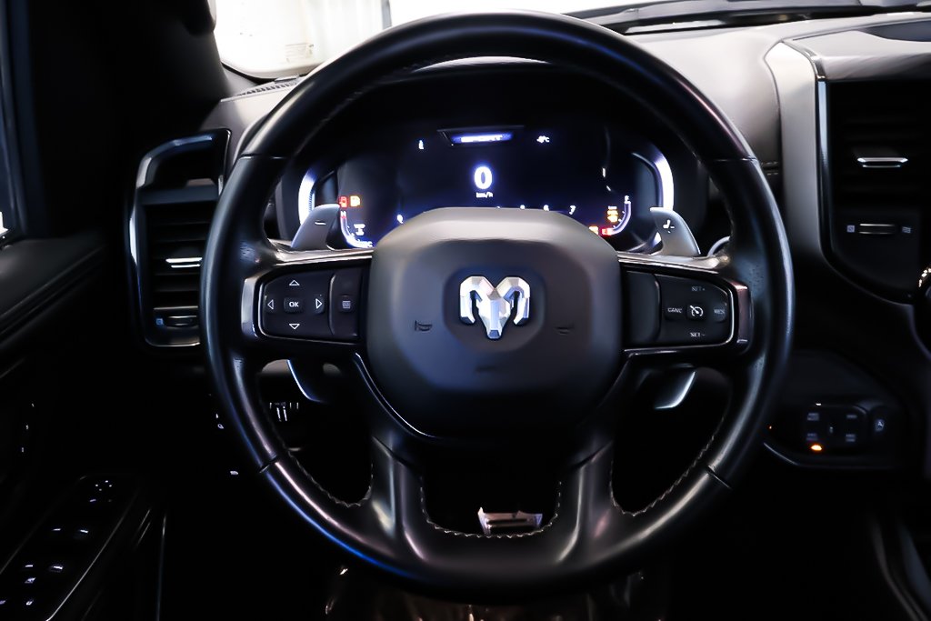 Ram 1500 SPORT GT + 4X4 + CREW CAB + V8 HEMI 5.7L 2023 à Terrebonne, Québec - 14 - w1024h768px