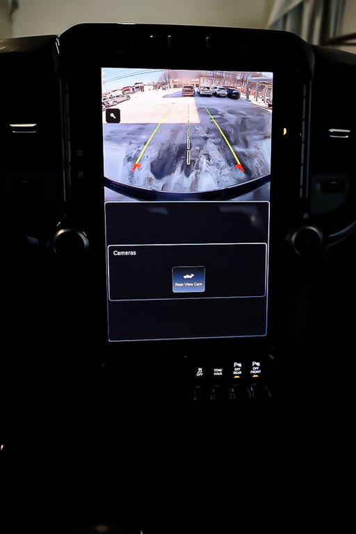 Ram 1500 SPORT GT + 4X4 + CREW CAB + V8 HEMI 5.7L 2023 à Terrebonne, Québec - 23 - w1024h768px