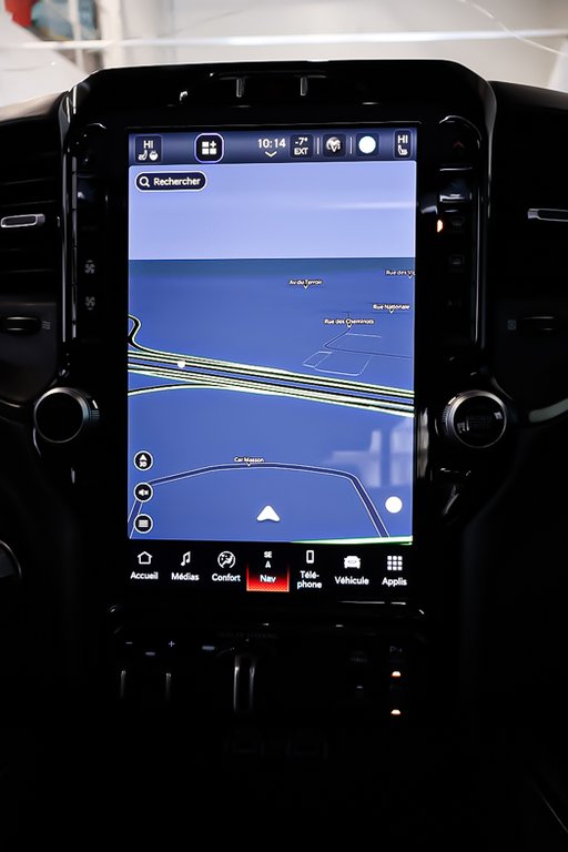 2023 Ram 1500 SPORT + 4X4 CREW CAB + NIGHT EDITION in Terrebonne, Quebec - 25 - w1024h768px