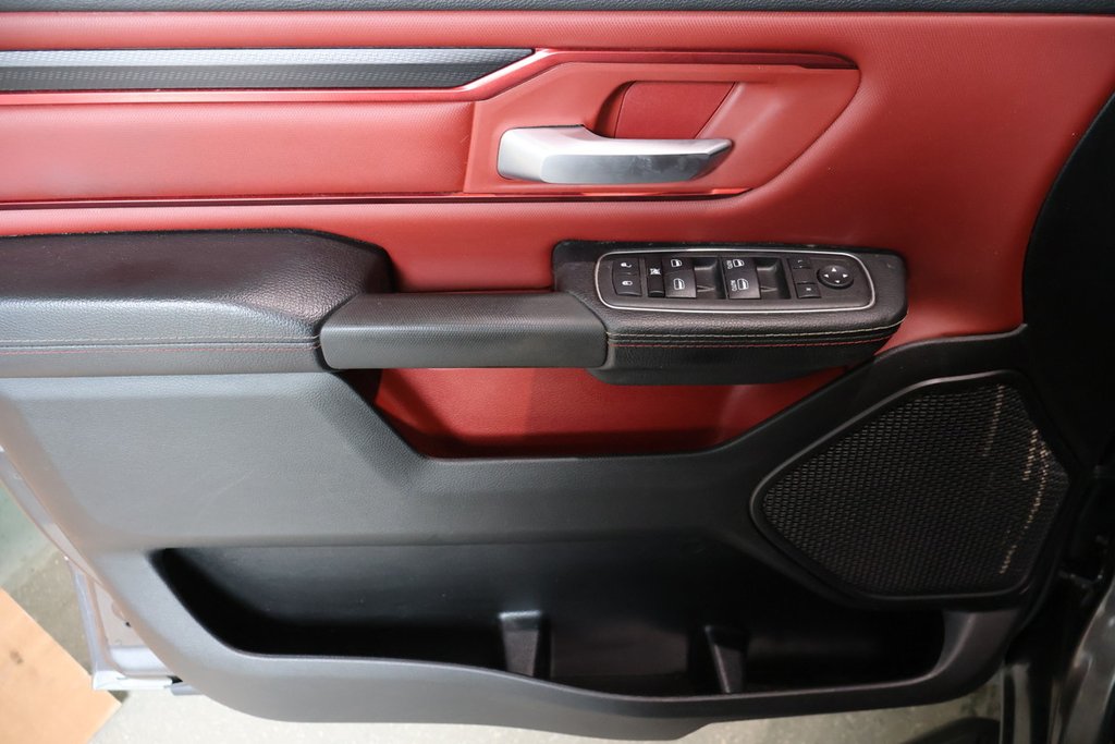 2023 Ram 1500 REBEL + 4X4 + CREW CAB + V8 HEMI 5.7L in Terrebonne, Quebec - 22 - w1024h768px