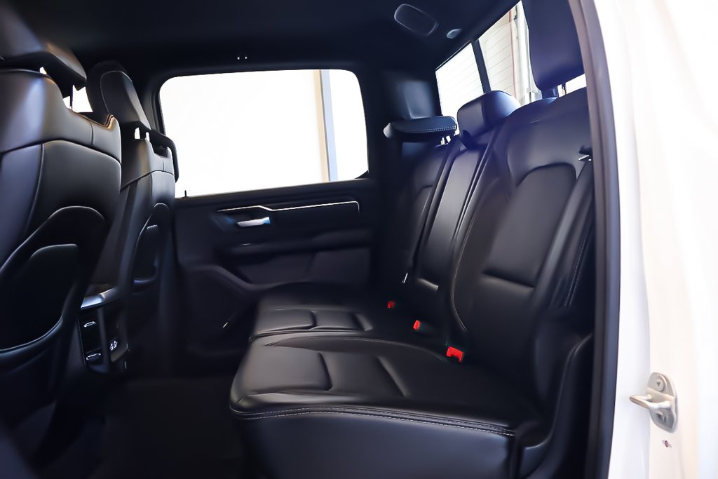 Ram 1500 SPORT + 4X4 + EDITION NUIT + V8 HEMI + CREW CAB + 2024 à Terrebonne, Québec - 29 - w1024h768px