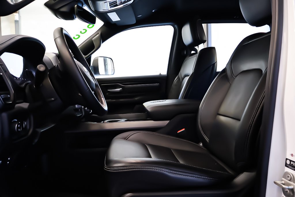 Ram 1500 SPORT + 4X4 + EDITION NUIT + V8 HEMI + CREW CAB + 2024 à Terrebonne, Québec - 10 - w1024h768px