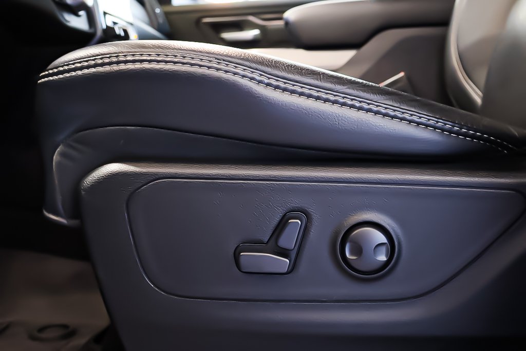 Ram 1500 SPORT + 4X4 + EDITION NUIT + V8 HEMI + CREW CAB + 2024 à Terrebonne, Québec - 11 - w1024h768px