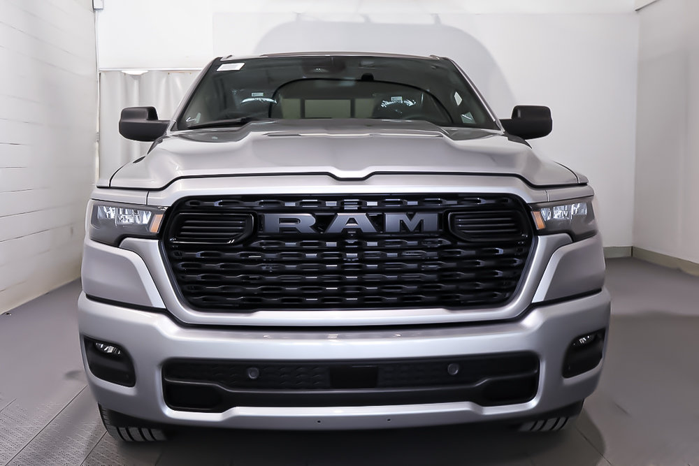 2025 Ram 1500 TRADESMAN in Terrebonne, Quebec - 2 - w1024h768px