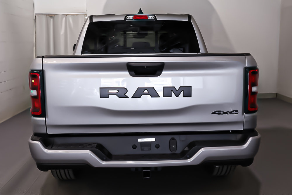 2025 Ram 1500 TRADESMAN in Terrebonne, Quebec - 5 - w1024h768px