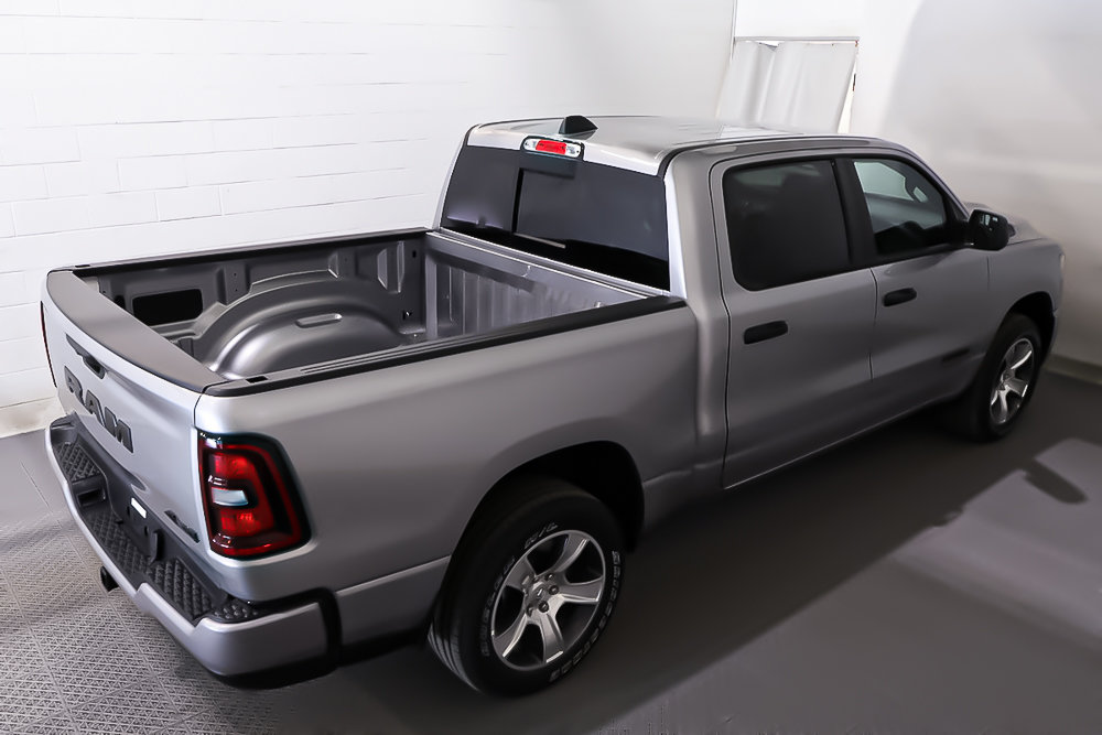 2025 Ram 1500 TRADESMAN in Terrebonne, Quebec - 6 - w1024h768px