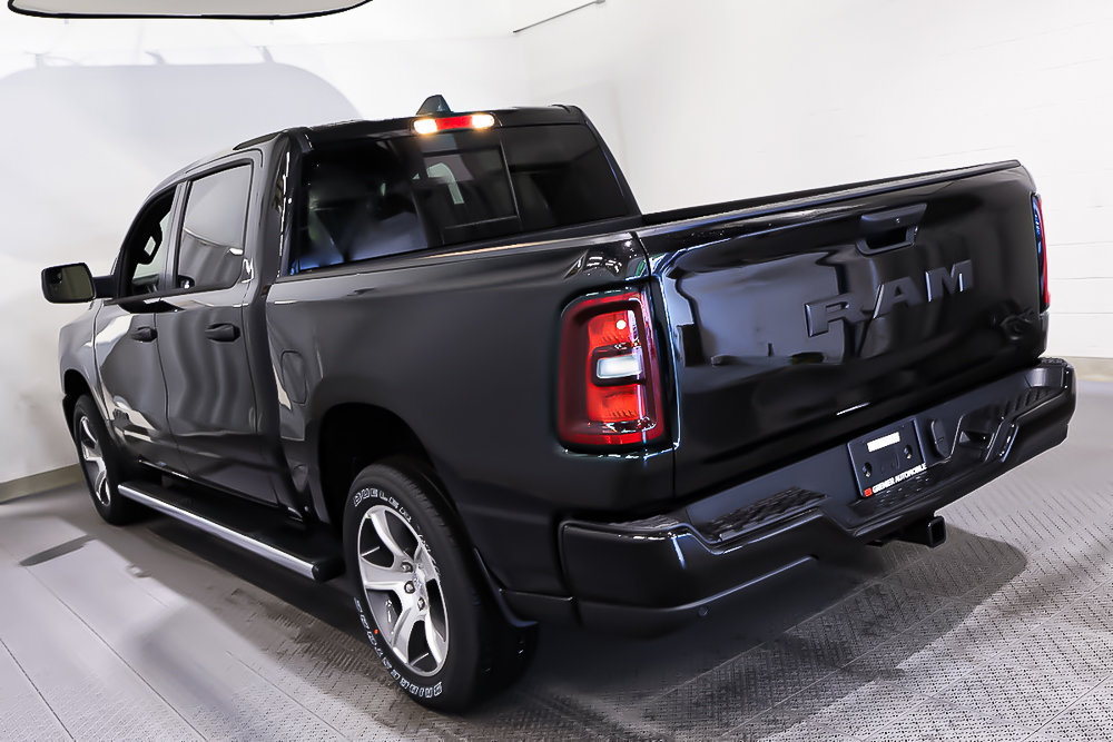 2025 Ram 1500 TRADESMAN in Terrebonne, Quebec - 4 - w1024h768px