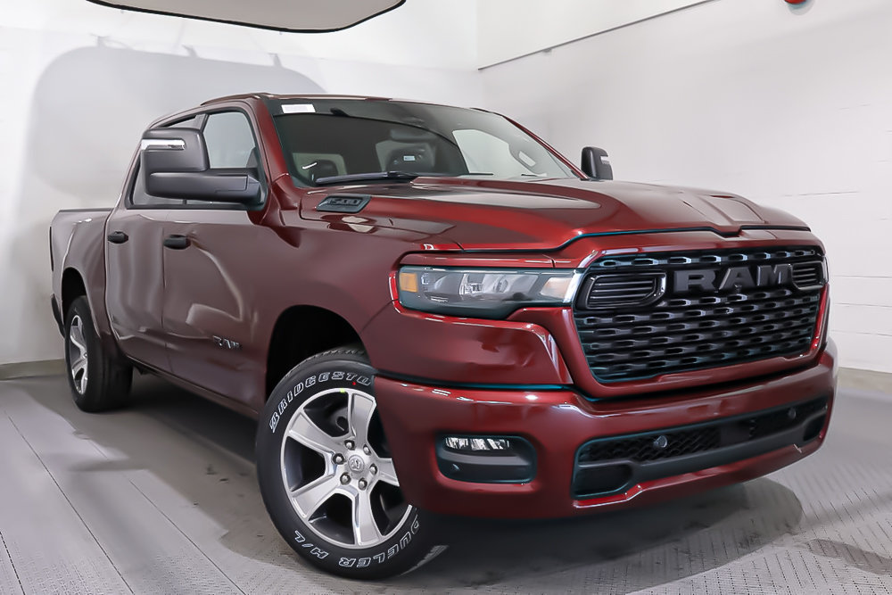 2025 Ram 1500 TRADESMAN in Terrebonne, Quebec - 1 - w1024h768px