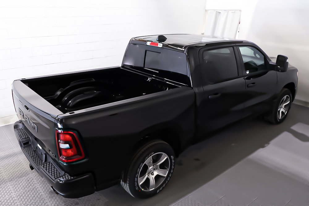 2025 Ram 1500 TRADESMAN in Terrebonne, Quebec - 6 - w1024h768px