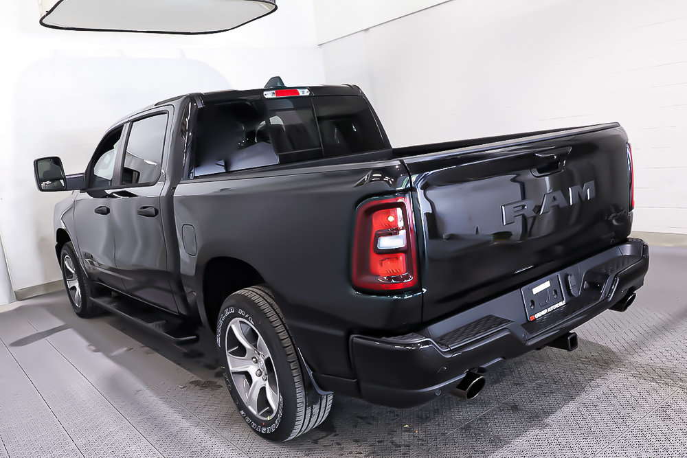 2025 Ram 1500 TRADESMAN in Terrebonne, Quebec - 4 - w1024h768px