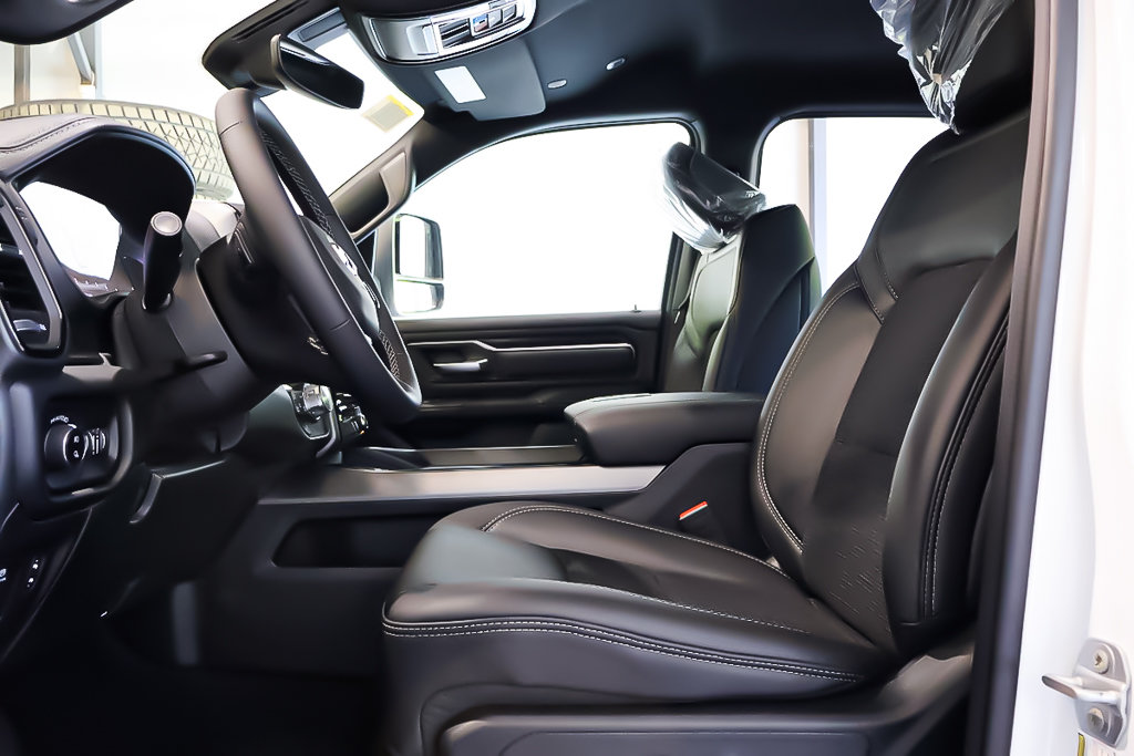 2025 Ram 1500 SPORT in Terrebonne, Quebec - 6 - w1024h768px