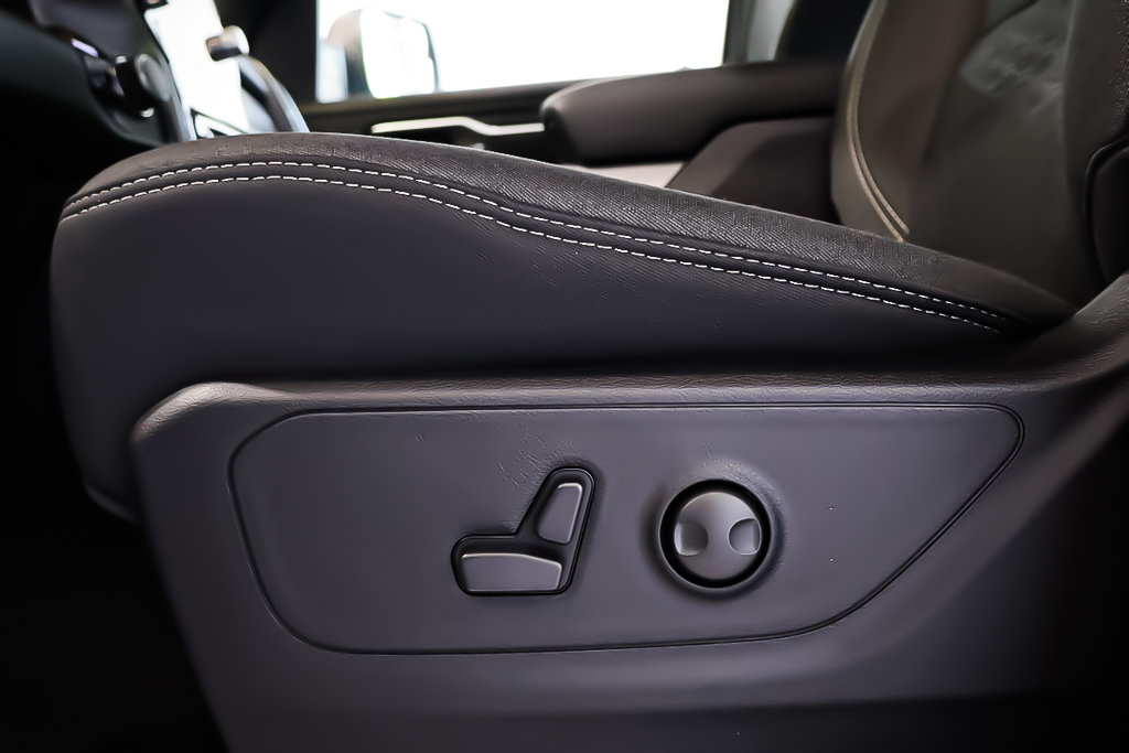 2025 Ram 1500 BIG HORN in Terrebonne, Quebec - 9 - w1024h768px
