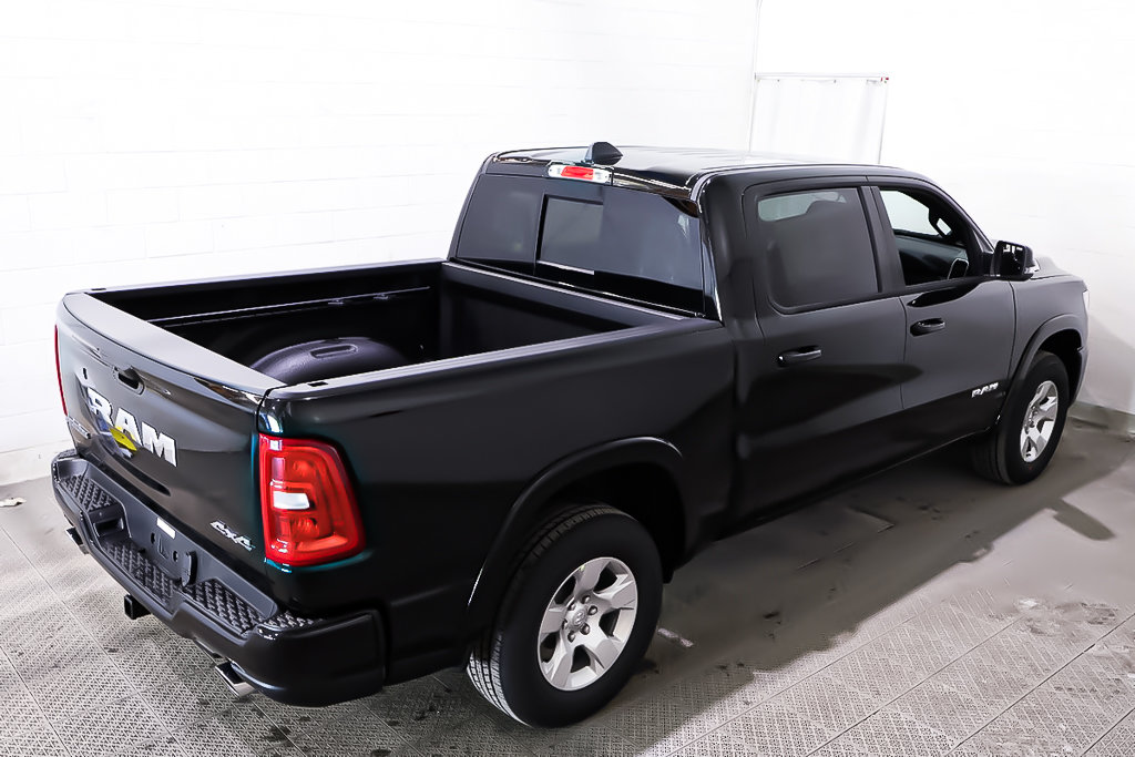2025 Ram 1500 BIG HORN in Terrebonne, Quebec - 6 - w1024h768px
