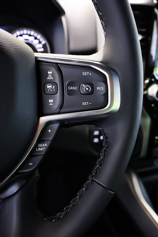 Ram 1500 BIG HORN 2025 à Terrebonne, Québec - 13 - w1024h768px