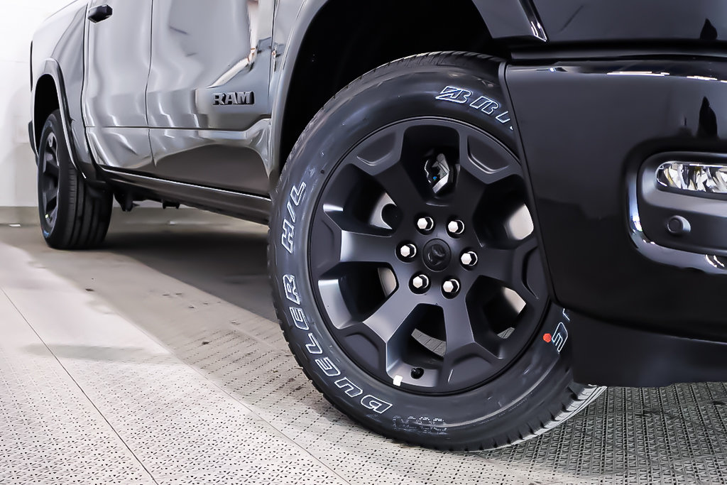 Ram 1500 BIG HORN 2025 à Terrebonne, Québec - 7 - w1024h768px