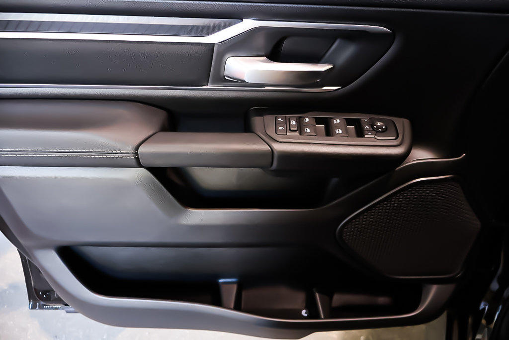 Ram 1500 BIG HORN 2025 à Terrebonne, Québec - 18 - w1024h768px