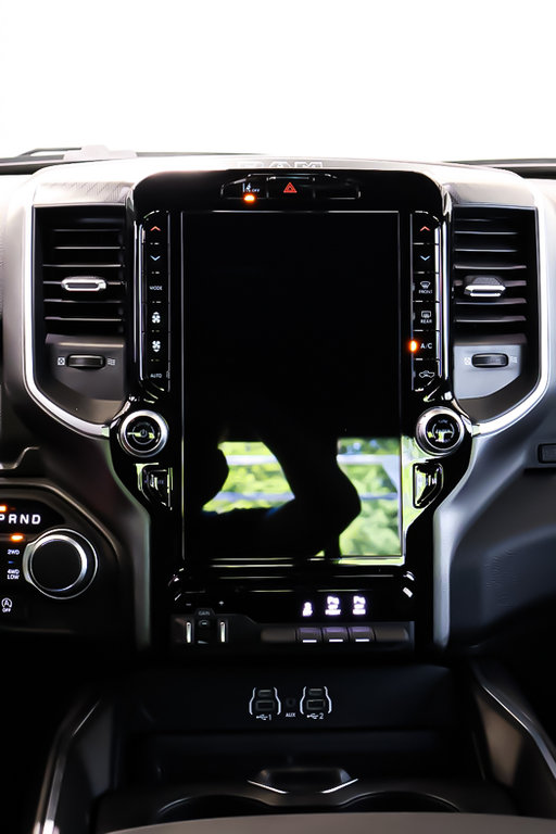 Ram 1500 BIG HORN 2025 à Terrebonne, Québec - 16 - w1024h768px