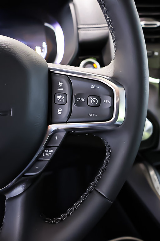 2025 Ram 1500 LARAMIE in Terrebonne, Quebec - 14 - w1024h768px