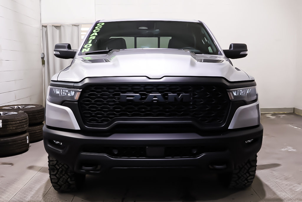 Ram 1500 REBEL + 4X4 + CREW CAB 2025 à Terrebonne, Québec - 2 - w1024h768px