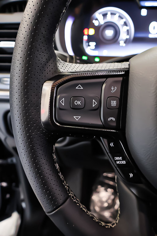 2025 Ram 1500 SPORT in Terrebonne, Quebec - 13 - w1024h768px