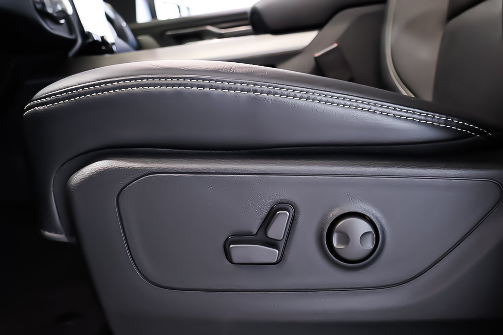 2025 Ram 1500 SPORT in Terrebonne, Quebec - 10 - w1024h768px