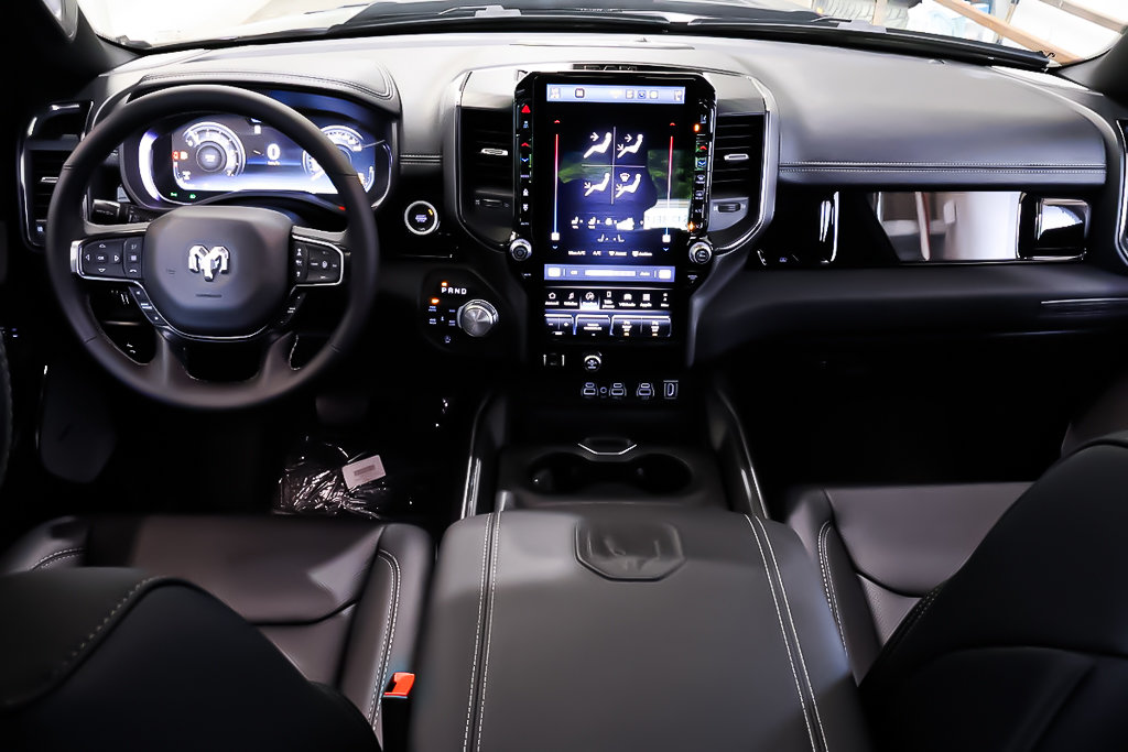 2025 Ram 1500 SPORT in Terrebonne, Quebec - 11 - w1024h768px