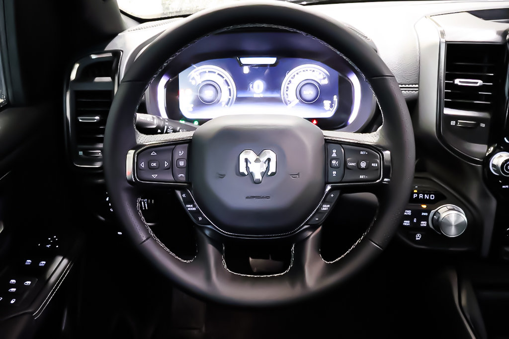 2025 Ram 1500 SPORT in Terrebonne, Quebec - 10 - w1024h768px