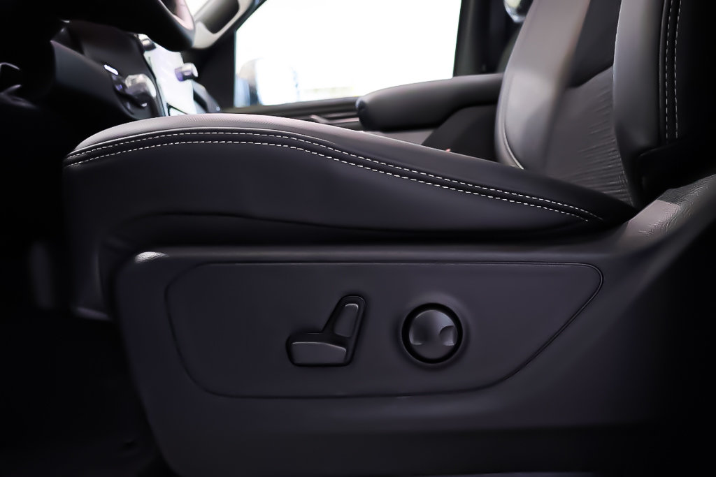 2025 Ram 1500 SPORT in Terrebonne, Quebec - 8 - w1024h768px