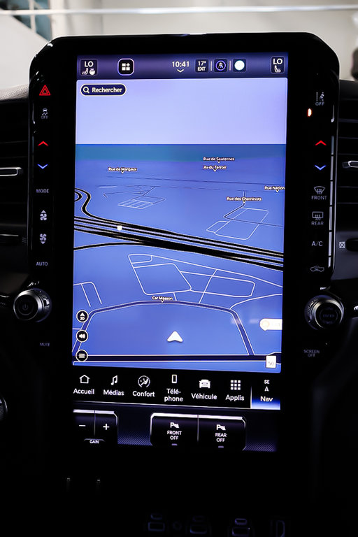 2025 Ram 1500 SPORT in Terrebonne, Quebec - 18 - w1024h768px