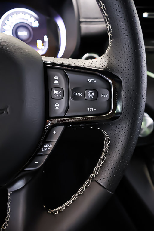 2025 Ram 1500 SPORT in Terrebonne, Quebec - 13 - w1024h768px