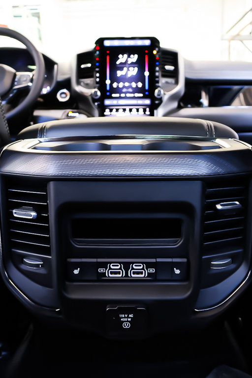 2025 Ram 1500 SPORT in Terrebonne, Quebec - 22 - w1024h768px