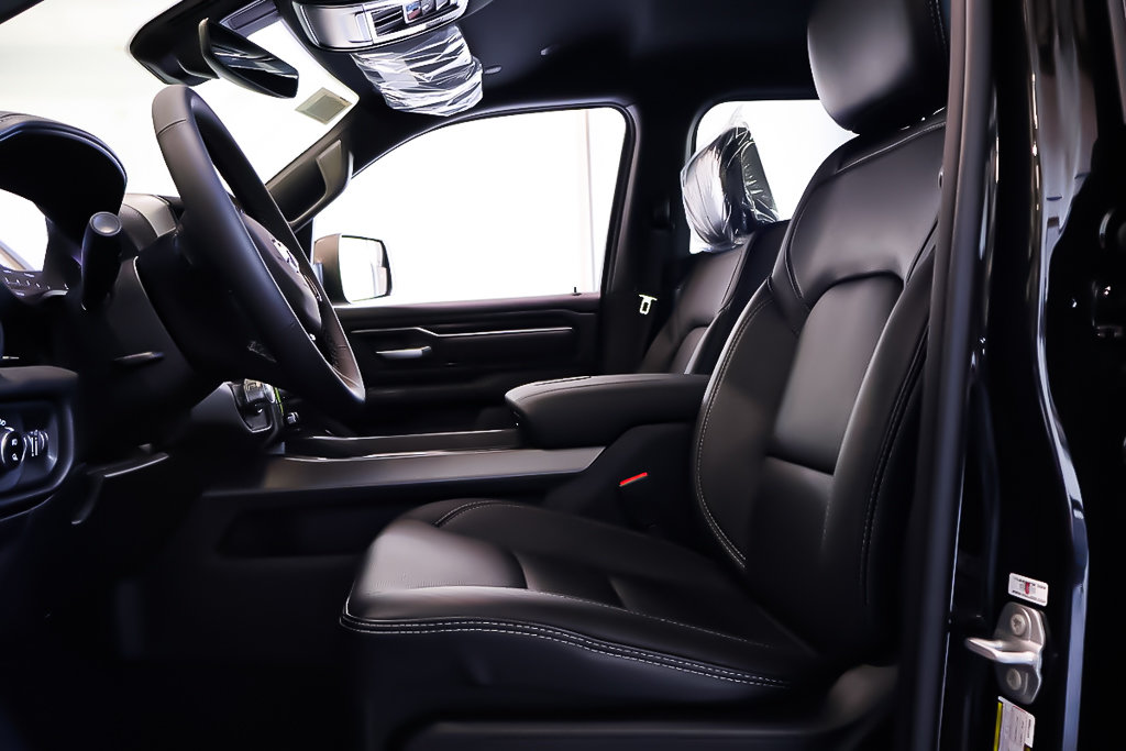 2025 Ram 1500 SPORT in Terrebonne, Quebec - 8 - w1024h768px