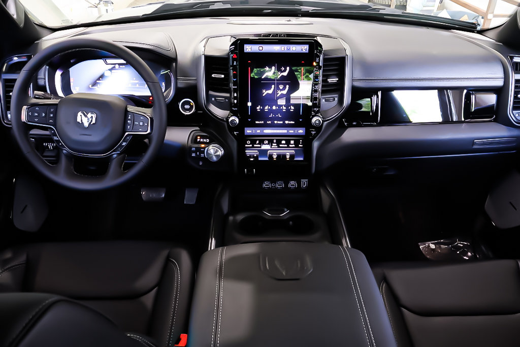 2025 Ram 1500 SPORT in Terrebonne, Quebec - 10 - w1024h768px