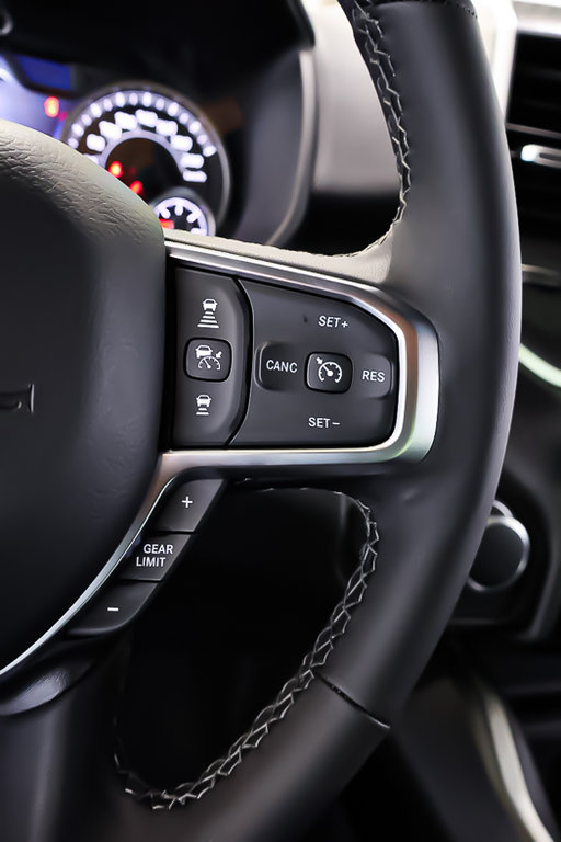 Ram 1500 BIG HORN 2025 à Terrebonne, Québec - 13 - w1024h768px