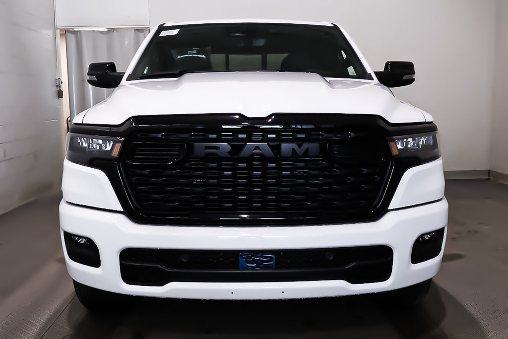 Ram 1500 BIG HORN 2025 à Terrebonne, Québec - 2 - w1024h768px
