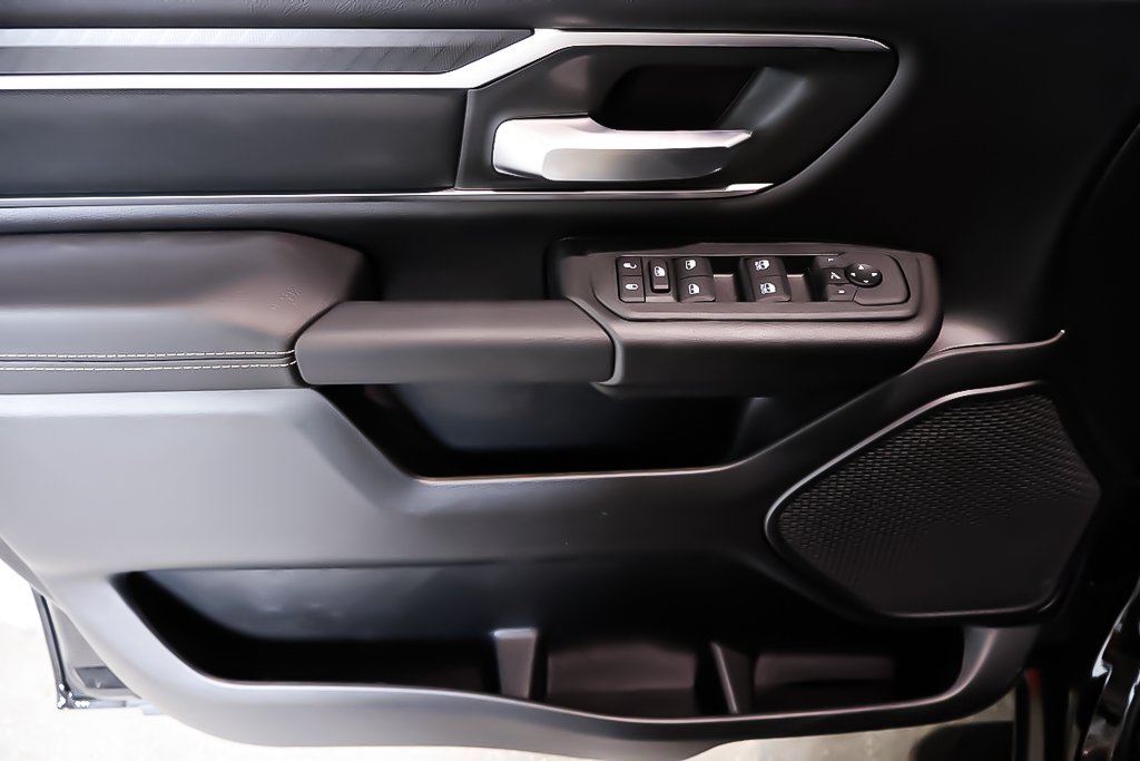 Ram 1500 BIG HORN 2025 à Terrebonne, Québec - 21 - w1024h768px